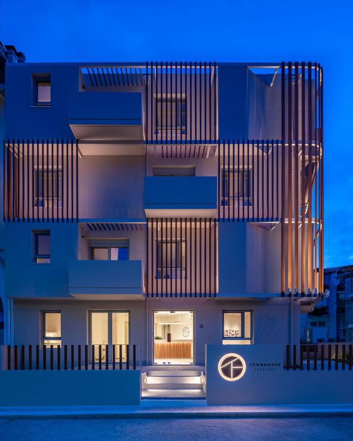 Townhouse Lefkada Aparthotel ภายนอก รูปภาพ