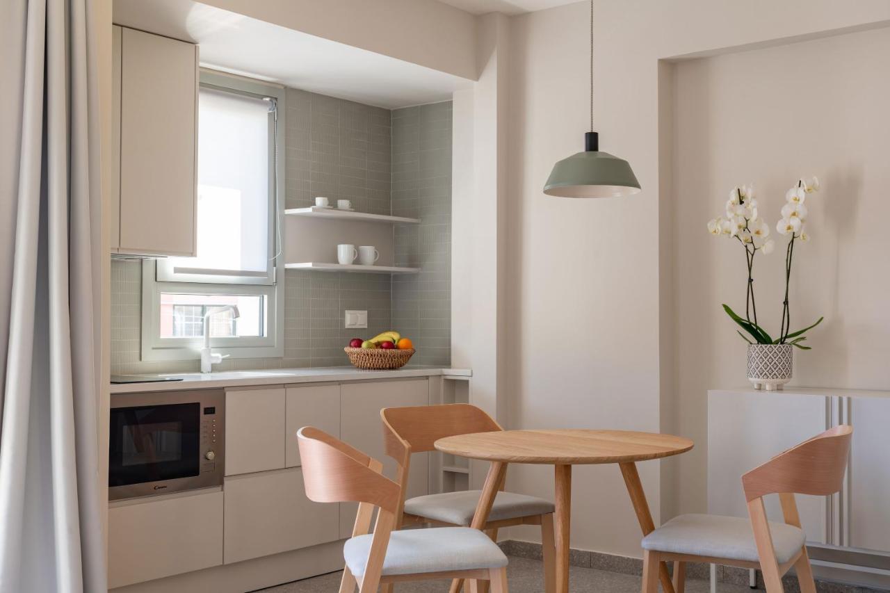 Townhouse Lefkada Aparthotel ภายนอก รูปภาพ